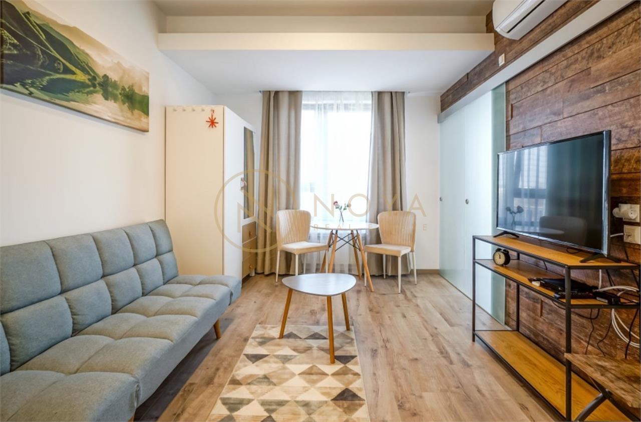 Apartament de 2 camere Her?str?u parcare pet friendly